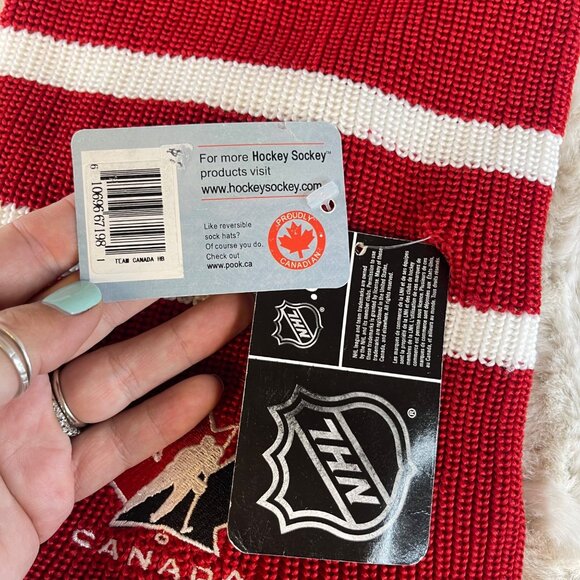 NWT Hockey Hockey NHL Canada Floppy Hat Beanie Red - Picture 3 of 5